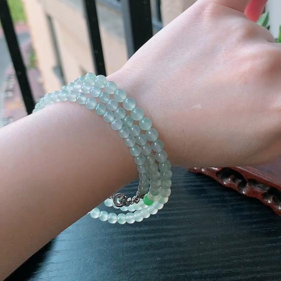 Two-Tone Bead Necklace
